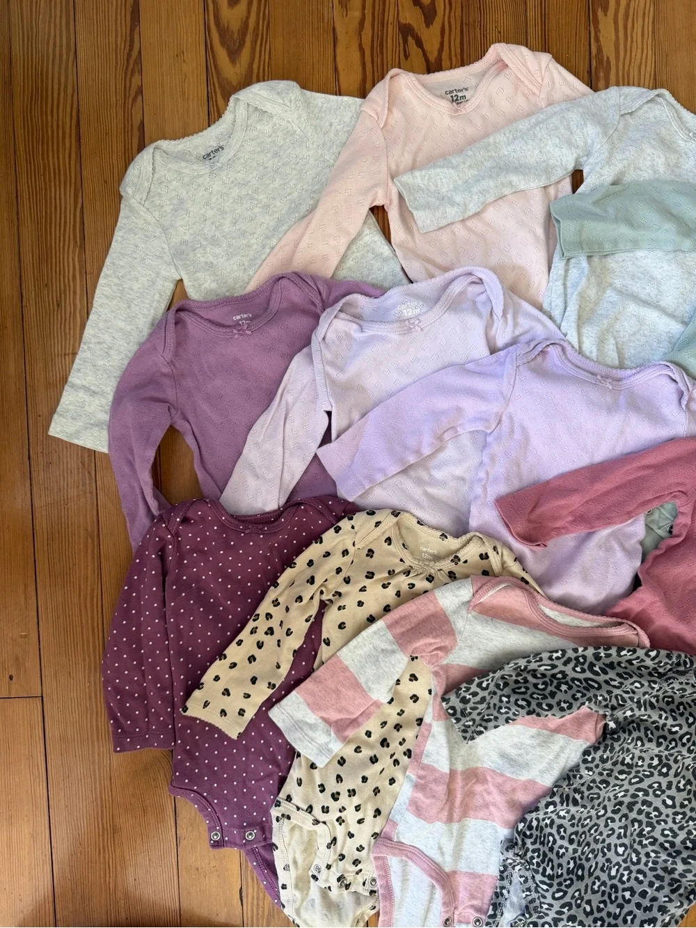 Carter’s 12M Long Sleeve Bodysuit Lot 12 Pc + Free Christmas Pajamas
